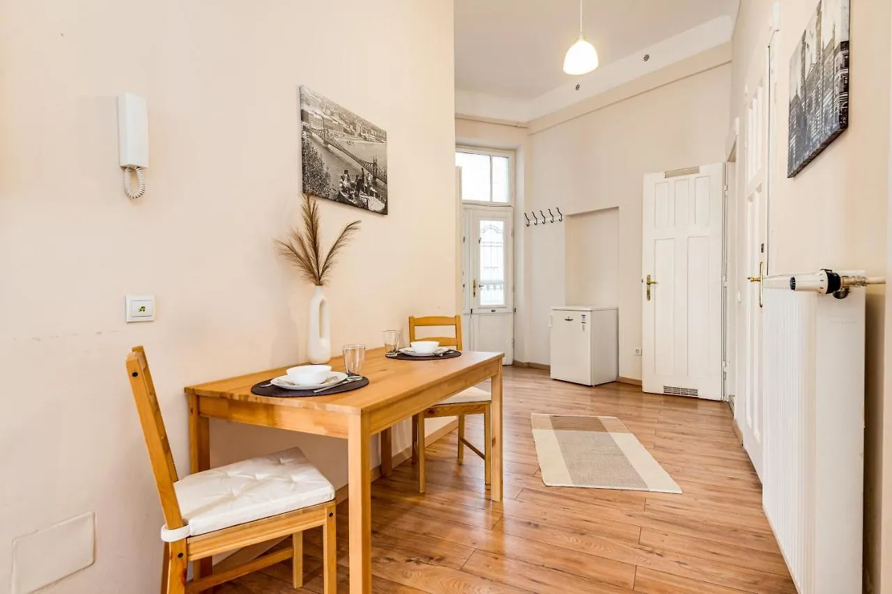 Vintage Apartment In The Jewish Quarter Βουδαπέστη Ουγγαρία